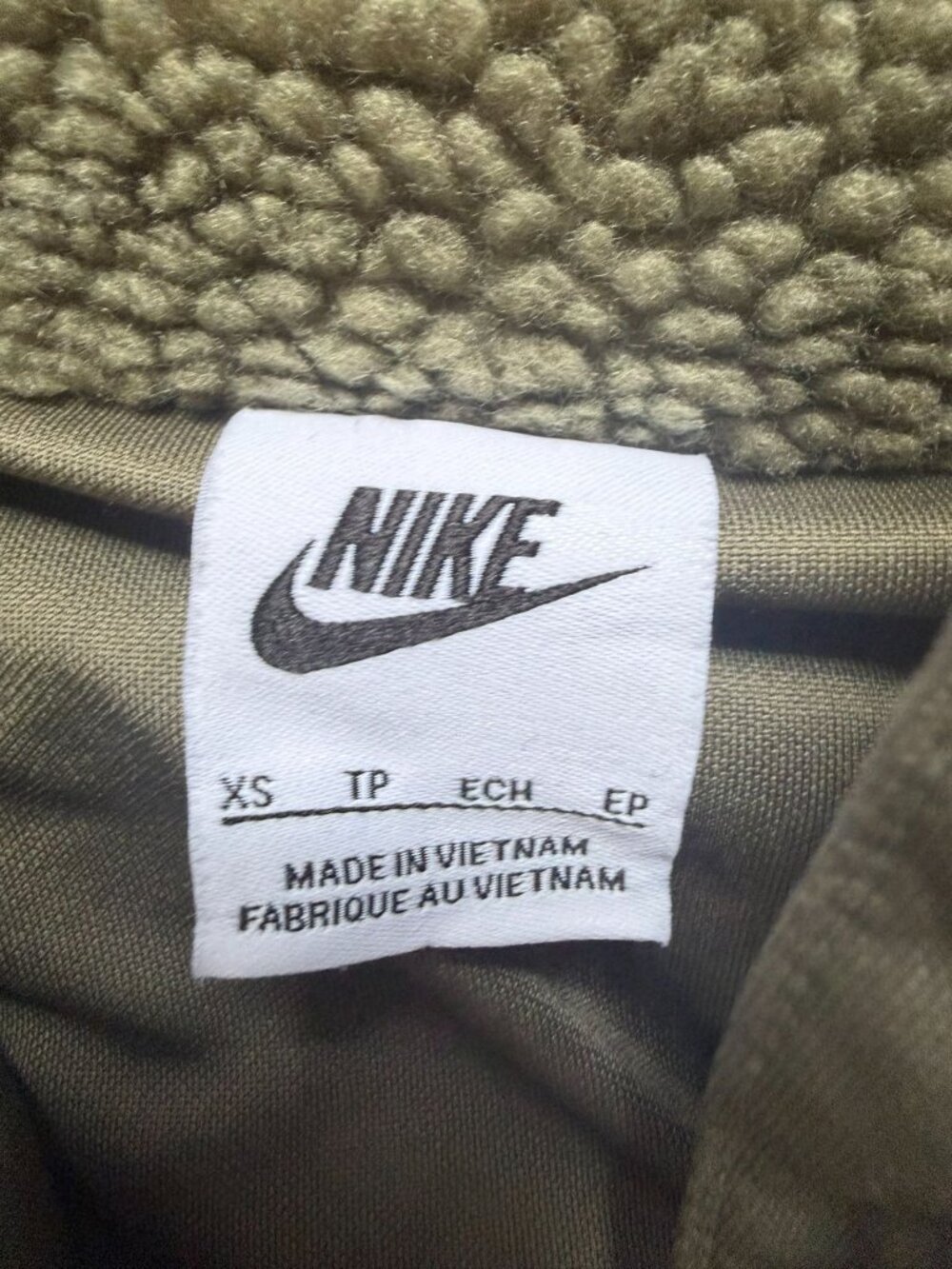 Nike Sportswear Men's High-Pile Sherpa Fleece Jacket Olive Logo Print XS - Picture 8 of 10